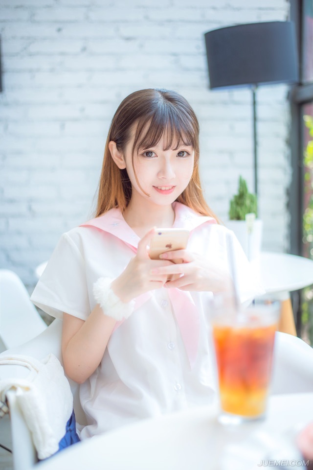 “混账，尔等竟敢以下犯上！”张任怒喝连连道。